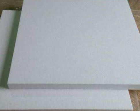 如何選擇低導(dǎo)熱三石磚