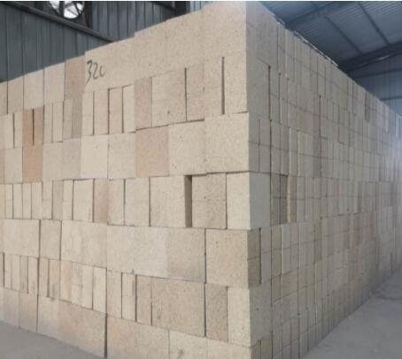 影響低導(dǎo)熱三石磚質(zhì)量的三大因素